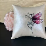 سنجاق سینه فرشته رقاص